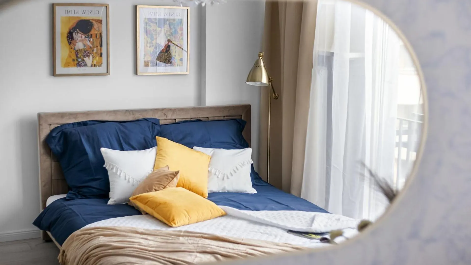 Elegant Studio For Two In The City Centre Metro Rondo Onz Warsaw